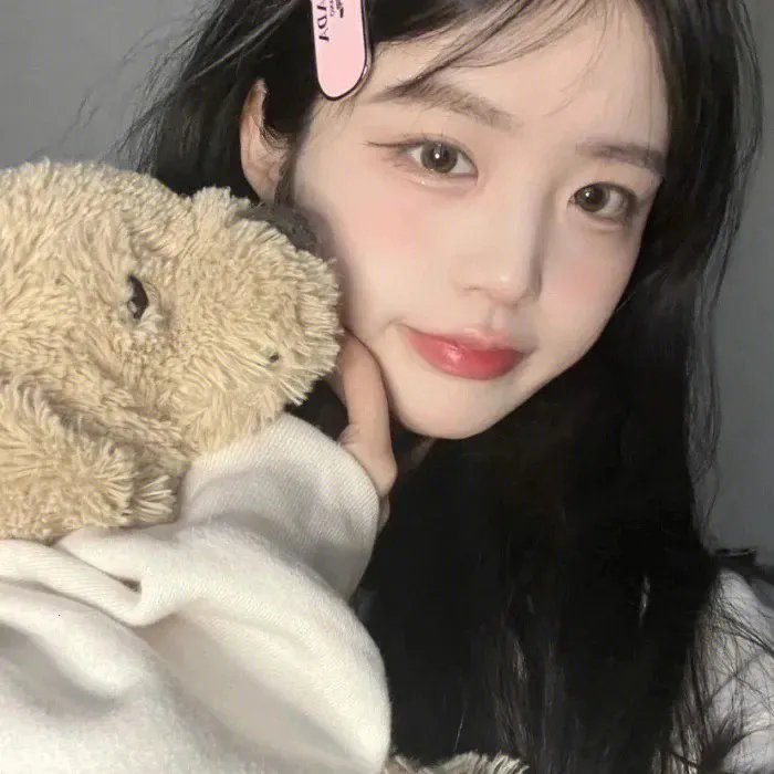 瓦莱莉和她的奇迹一周